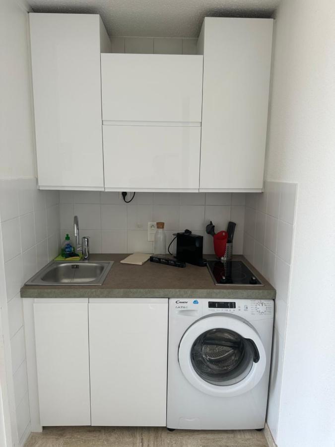 My Resid Appart Cannes Marina Vue Mer Mandelieu Esterno foto